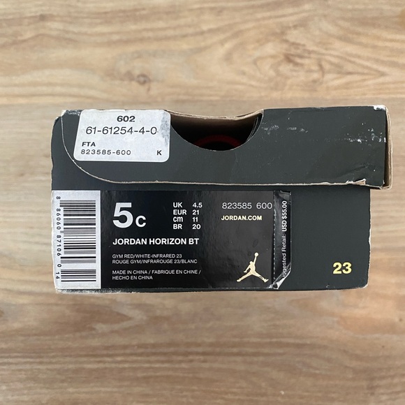 Nike Jordans - Picture 7 of 7